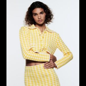 ZARA Yellow Houndstooth Crop Cardigan
